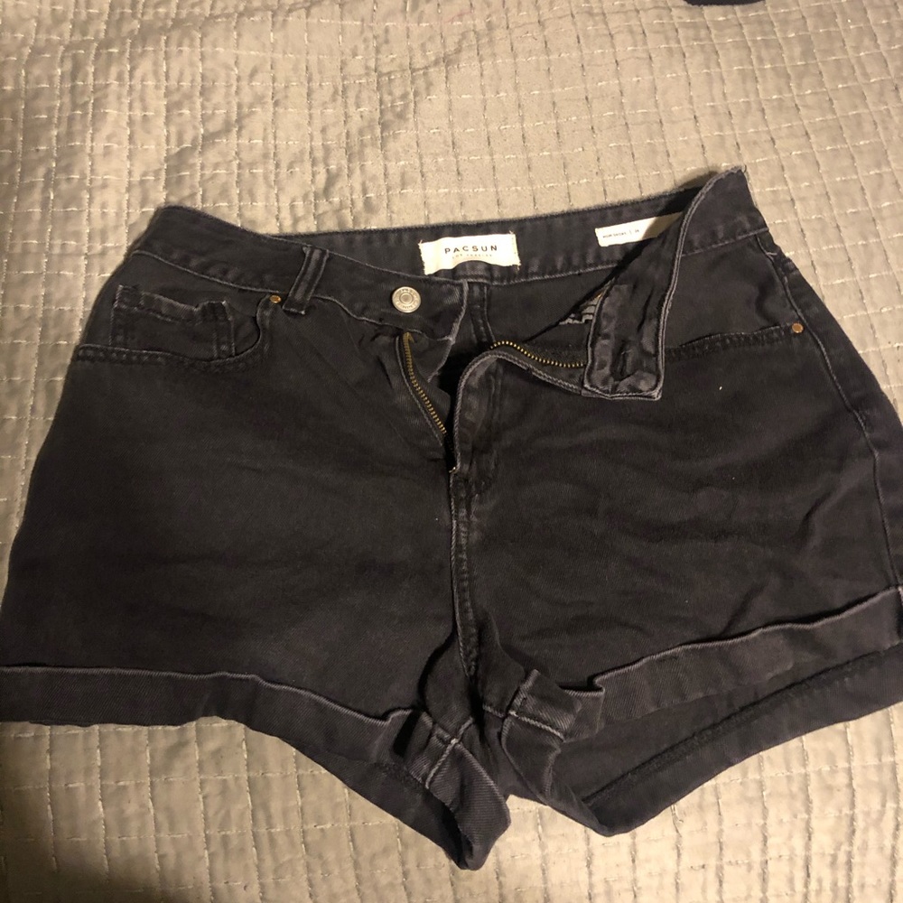 Black Mom Shorts Pacsun Size 26